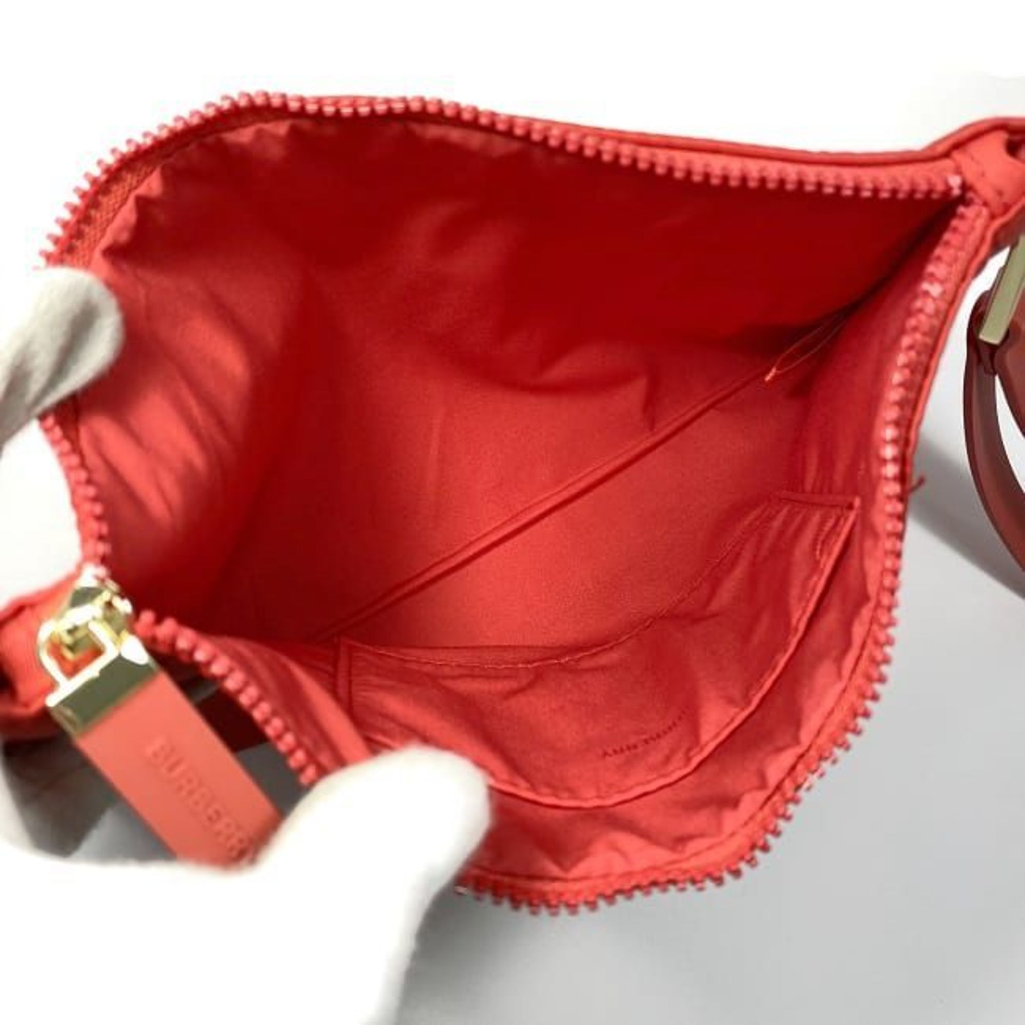 Burberry pouch red ec-20623 nylon rubber BURBERRY with strap carabiner handle ladies