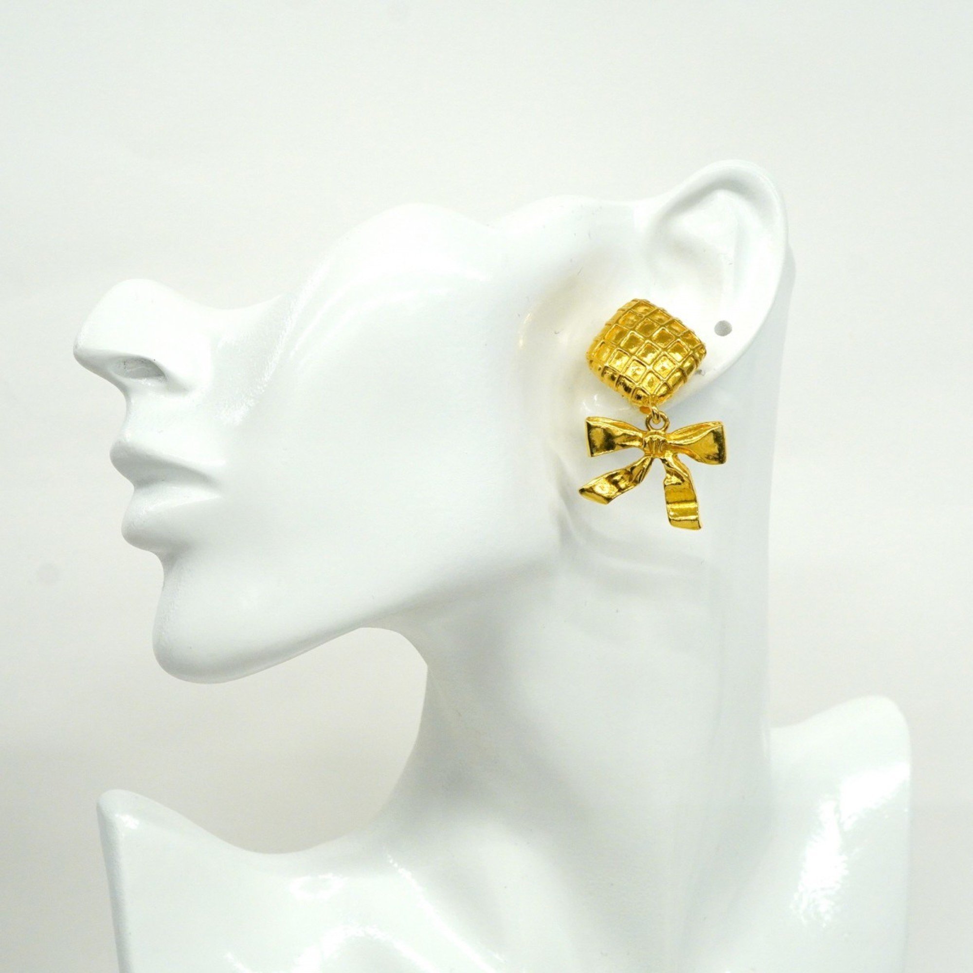 Chanel Earrings, Matelasse, Diamond Shape, Ribbon Motif, GP Plated, Gold, Women's