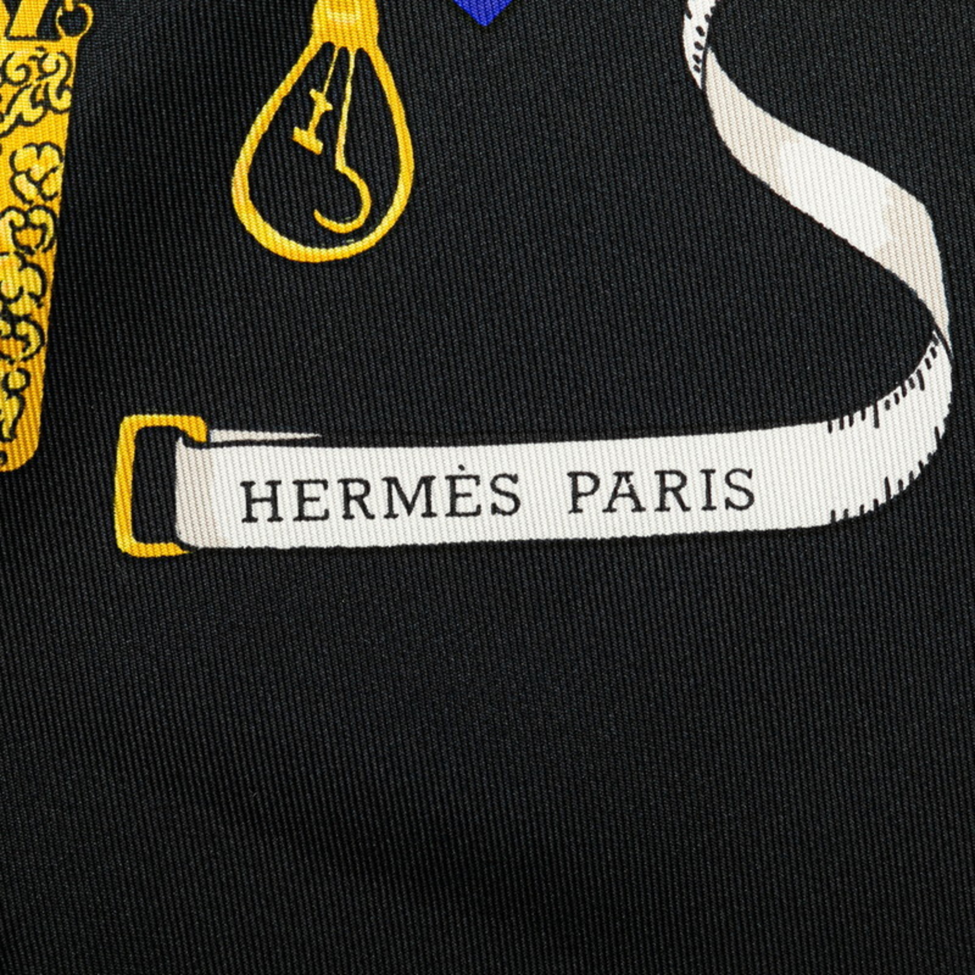 Hermes Carré 90 Petite Main Seamstress Scarf Muffler Black White Multicolor Silk Women's HERMES