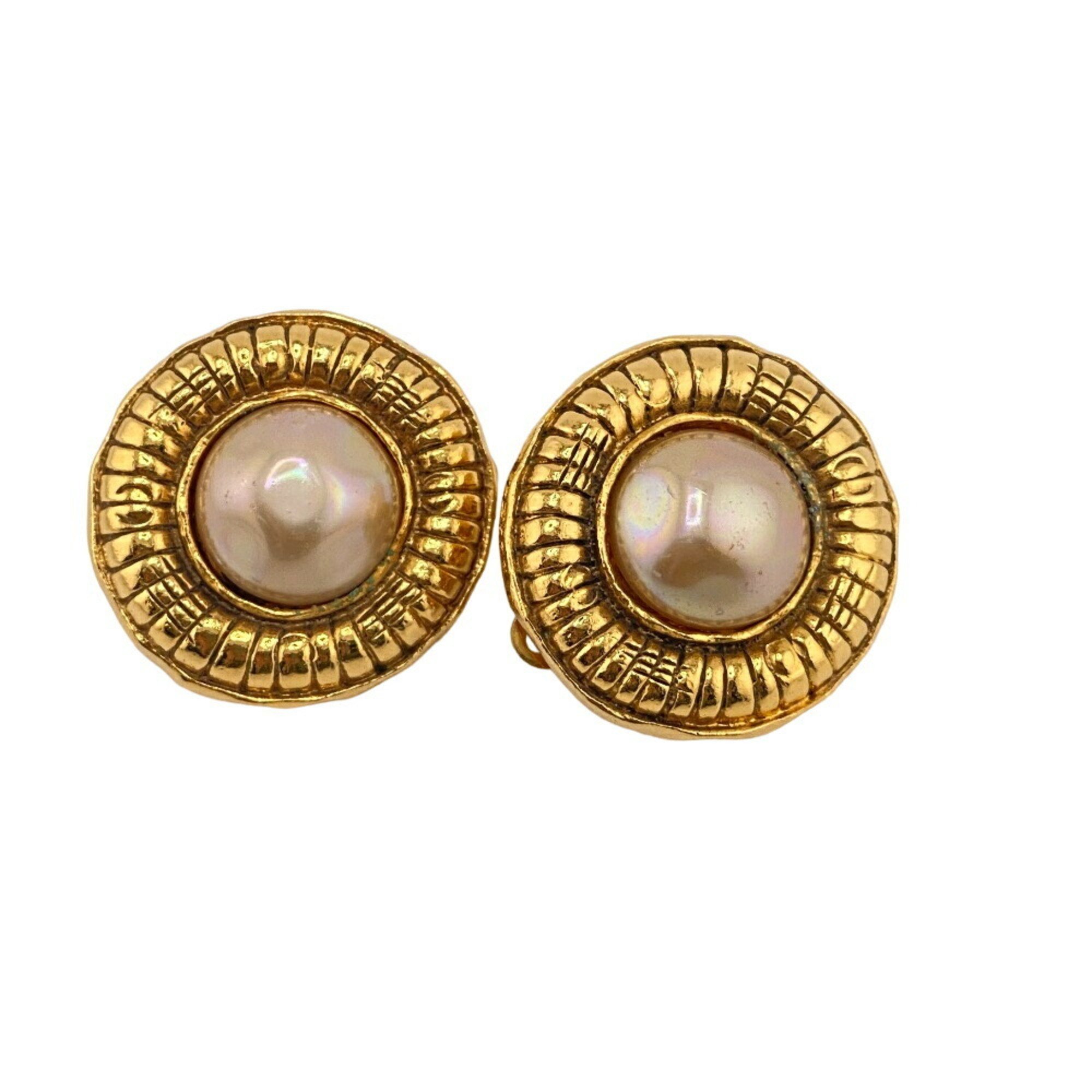 CHANEL Chanel fake pearl earrings gold unisex