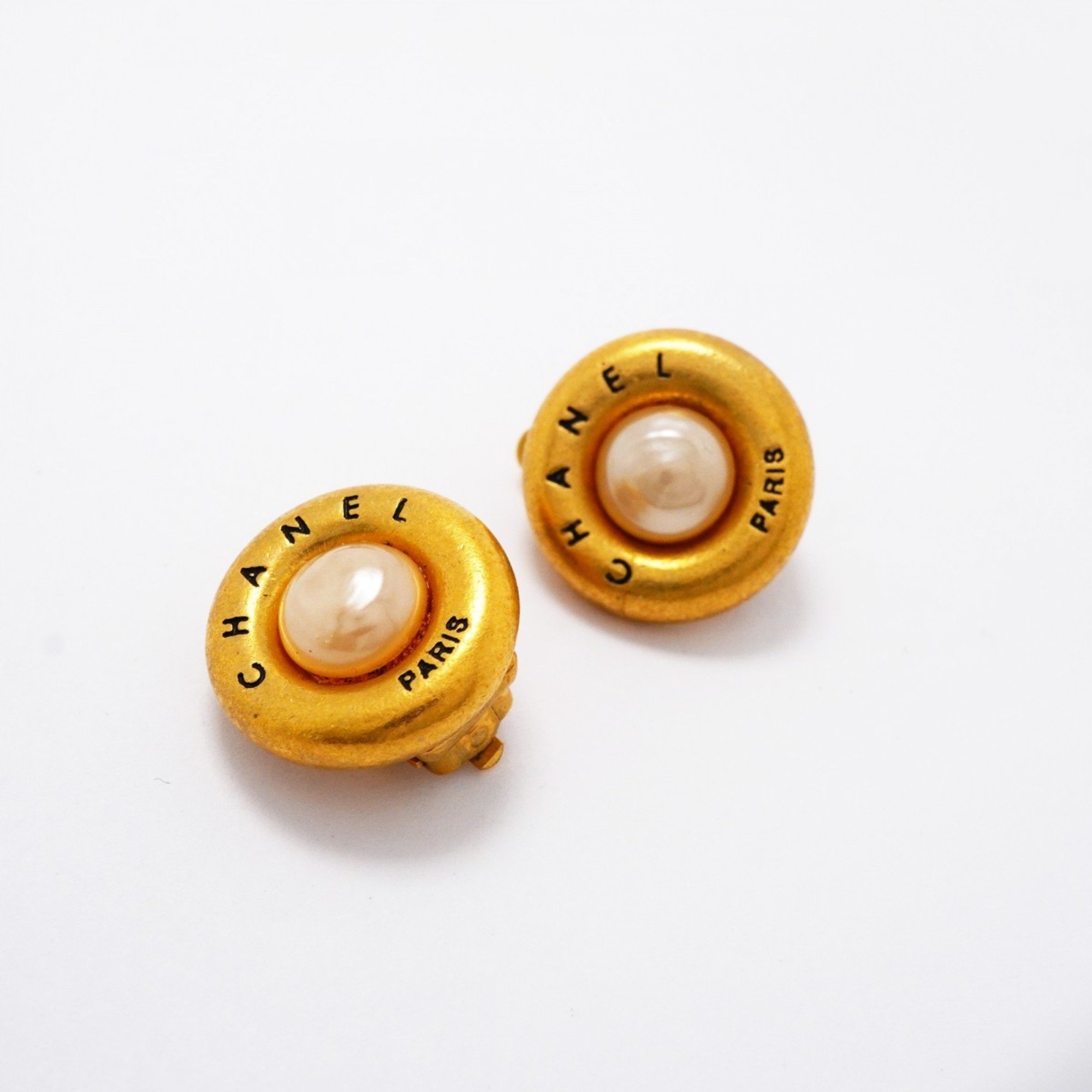 Chanel Earrings Circle Faux Pearl GP Plated Gold Ladies