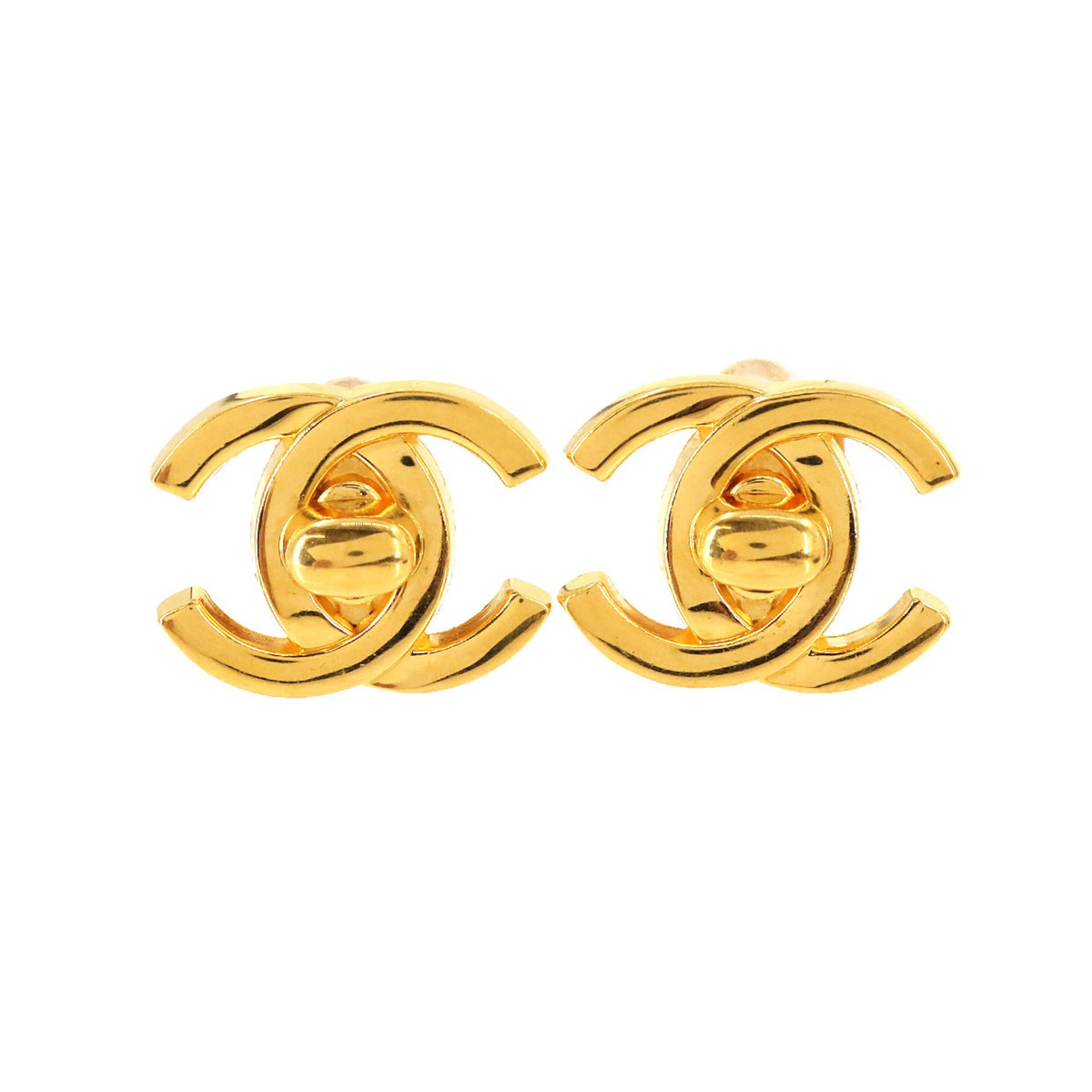 CHANEL Coco Mark Turnlock Earrings Gold 96P