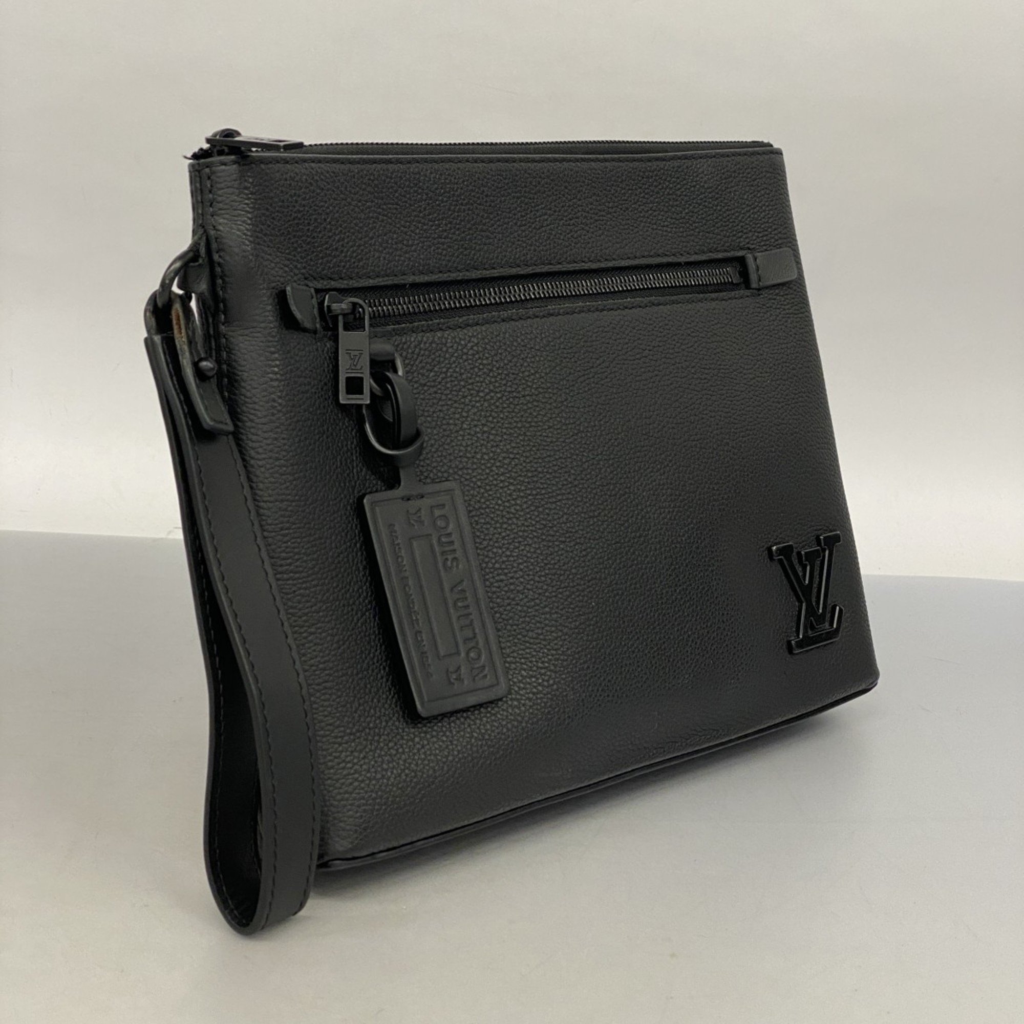 Louis Vuitton Clutch Bag LV Aerogram Pochette IPAD M69837 Noir Men's