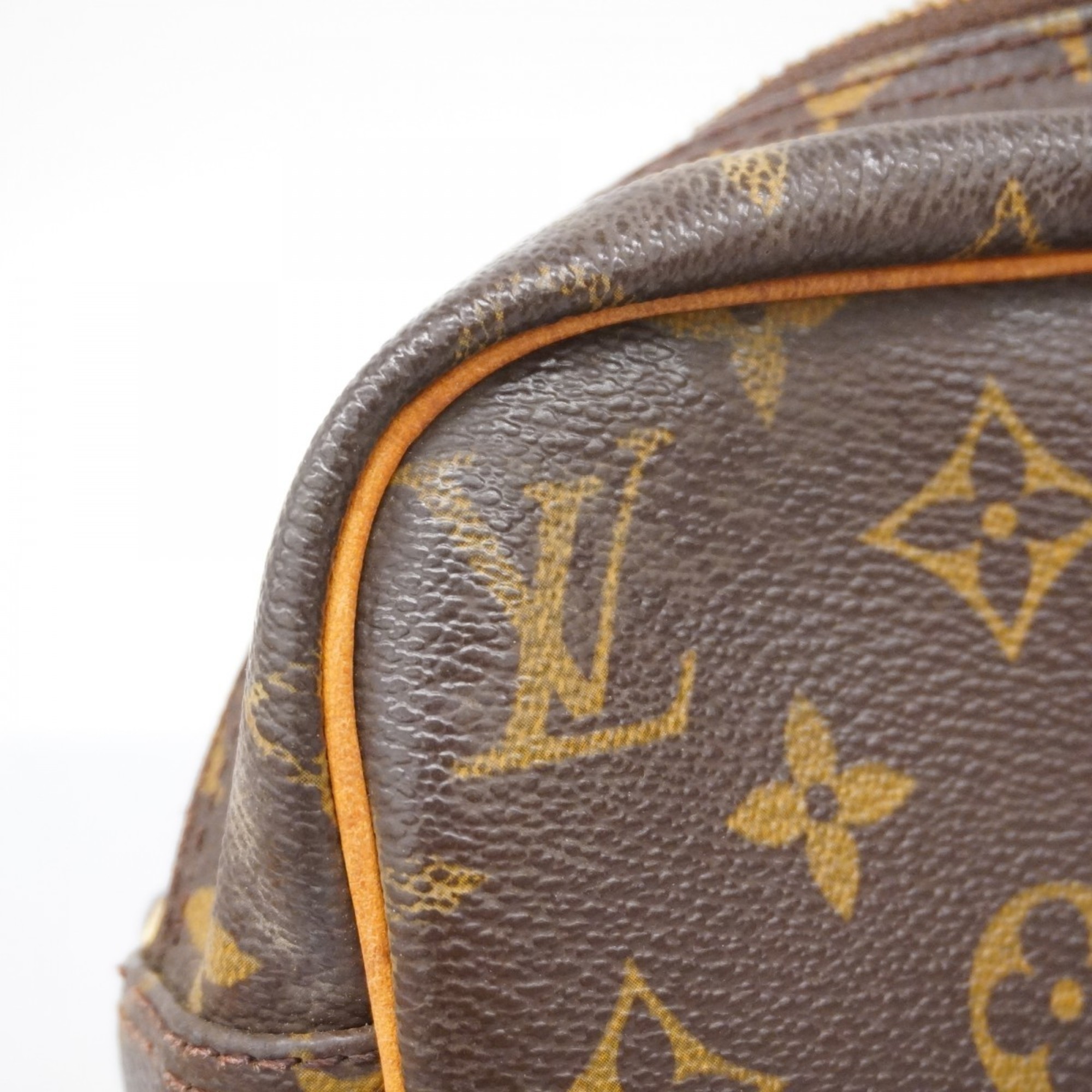 Louis Vuitton Shoulder Bag Monogram Nile M45244 Brown Ladies