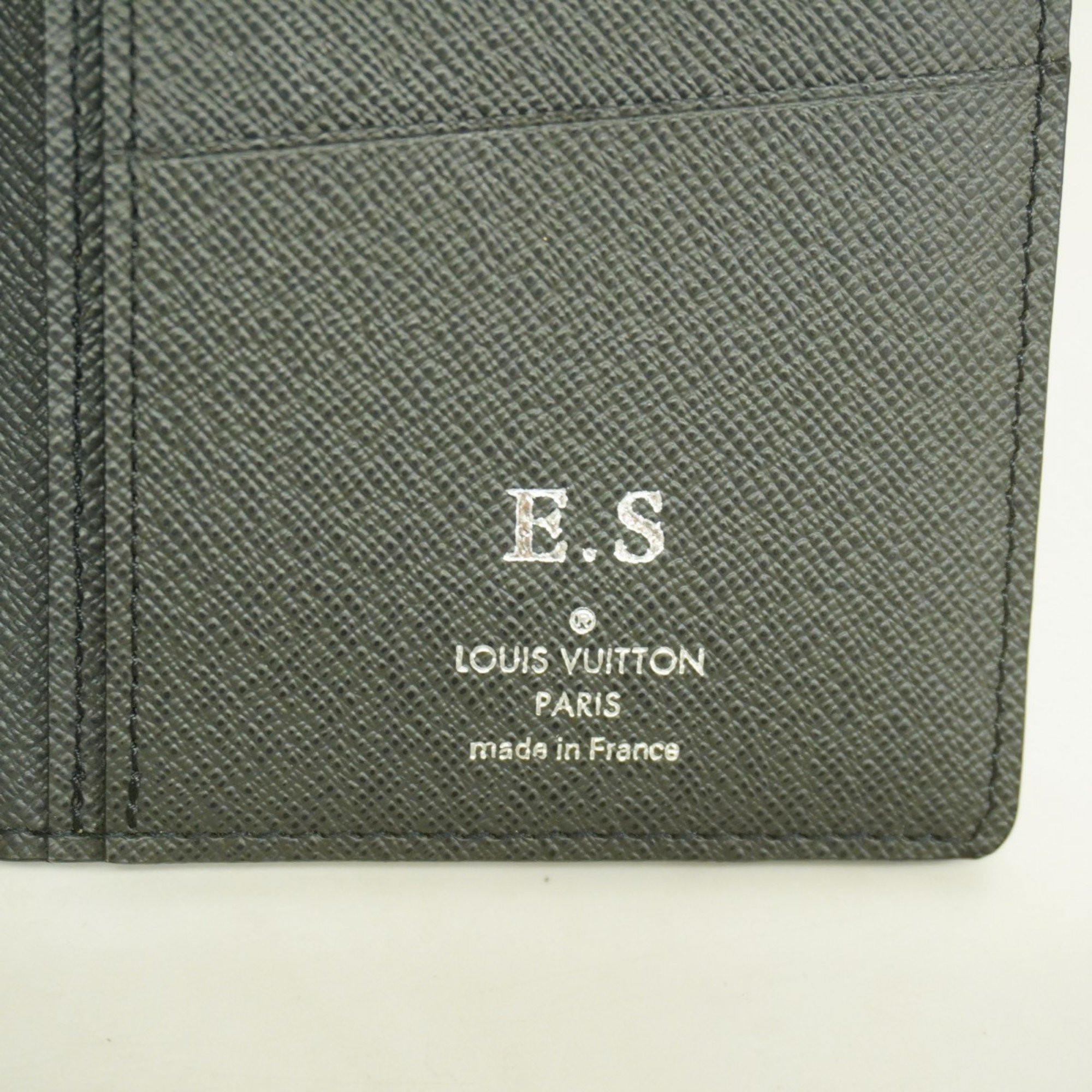 Louis Vuitton Long Wallet Taiga Portefeuille Brazza M30501 Noir Men's