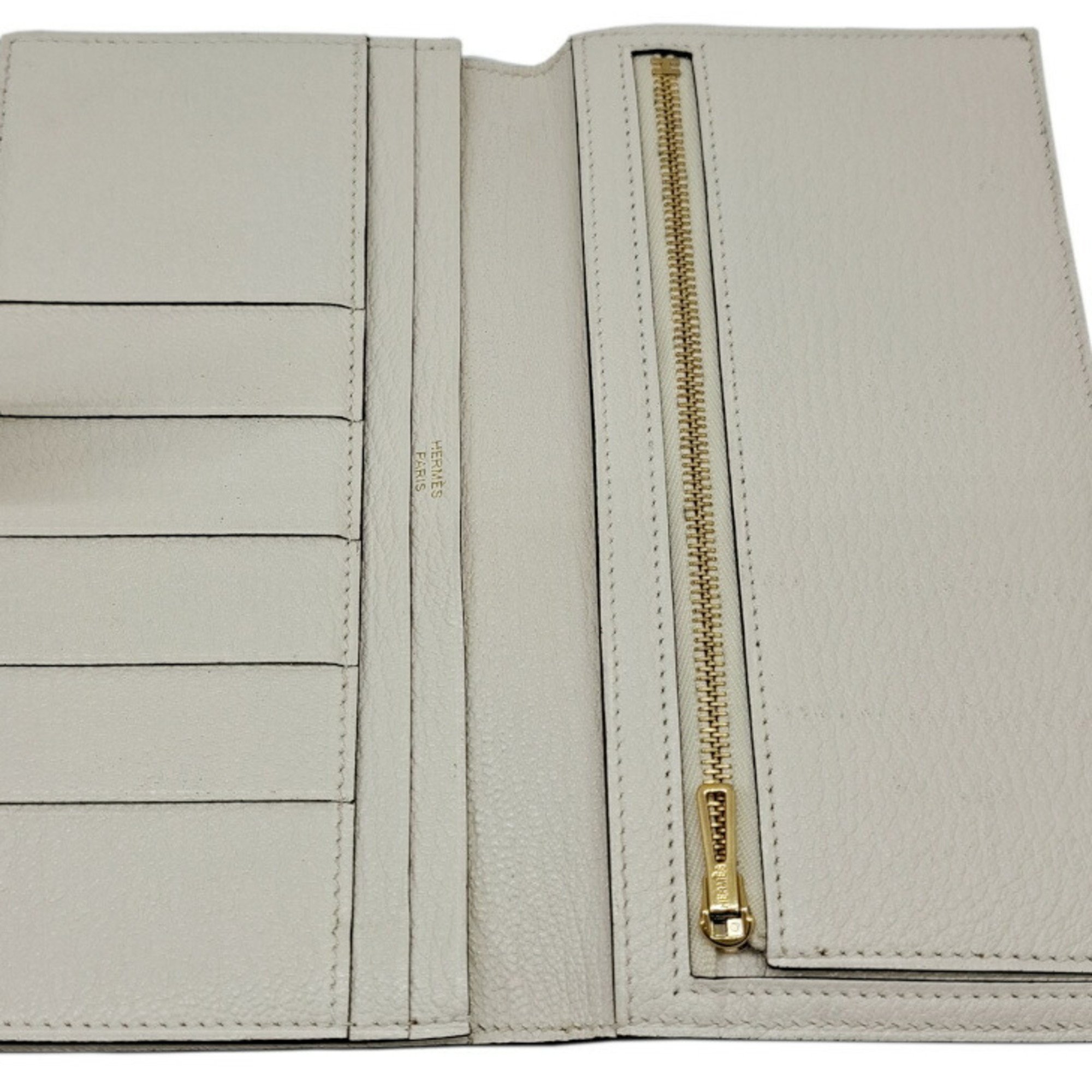 HERMES Bearn Soufflet Chevre Mushroom 2-fold long wallet with U stamp, 2022, white, H, for women and men