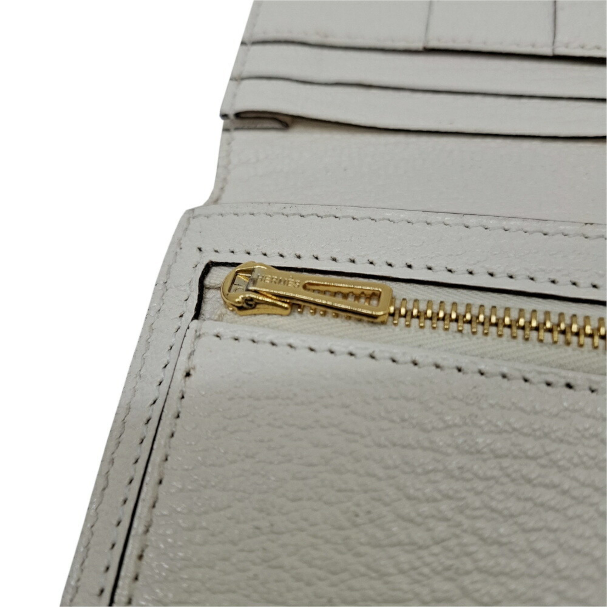 HERMES Bearn Soufflet Chevre Mushroom 2-fold long wallet with U stamp, 2022, white, H, for women and men