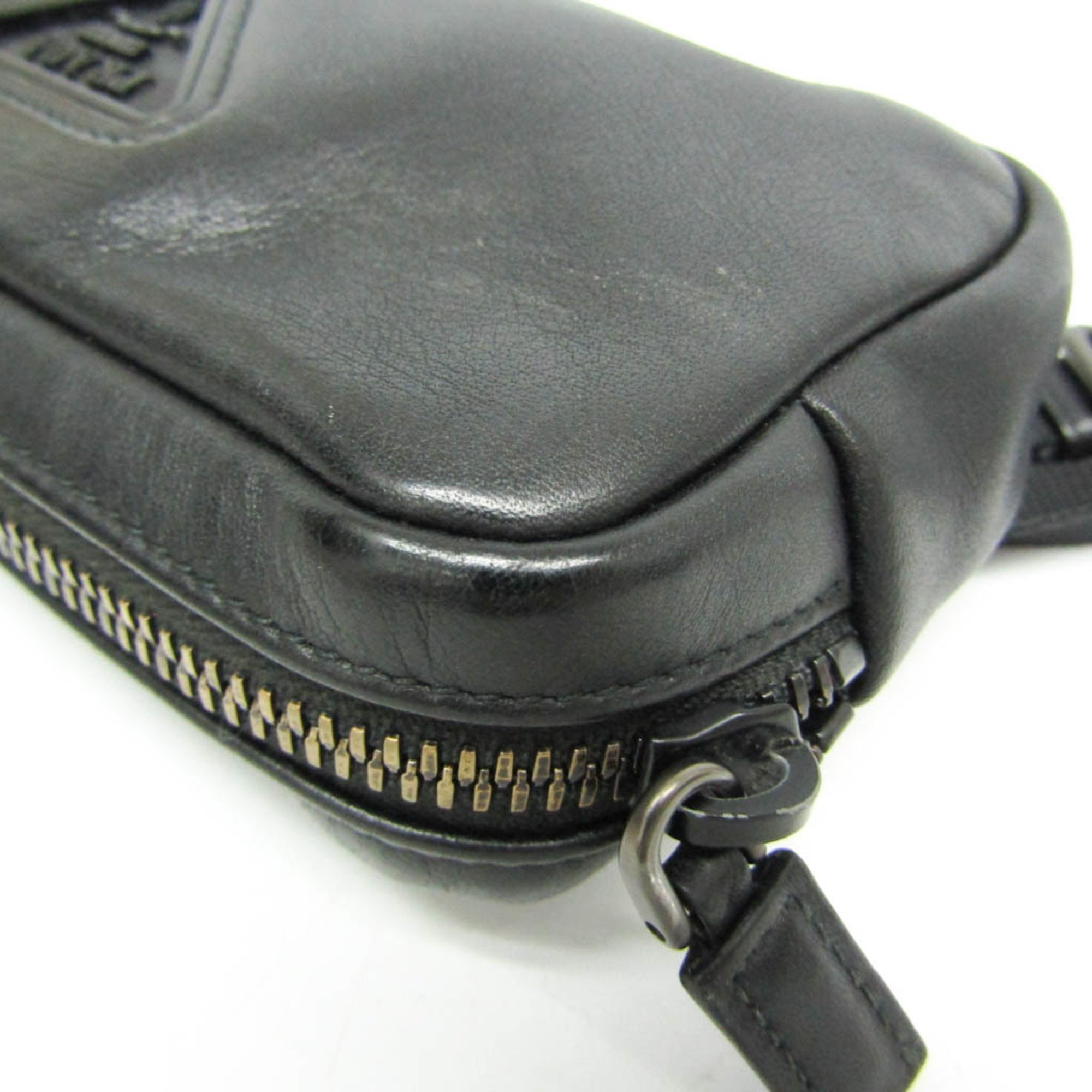 Prada Men,Women Leather Shoulder Bag Black