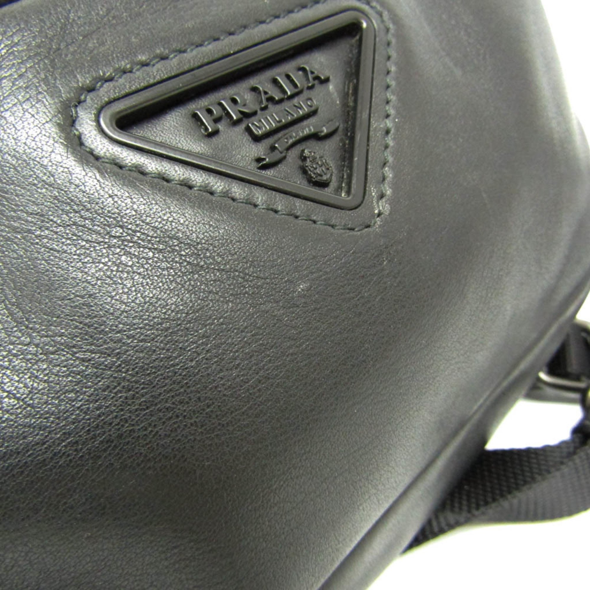 Prada Men,Women Leather Shoulder Bag Black