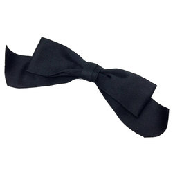 CHANEL ribbon brooch corsage black Chanel ladies