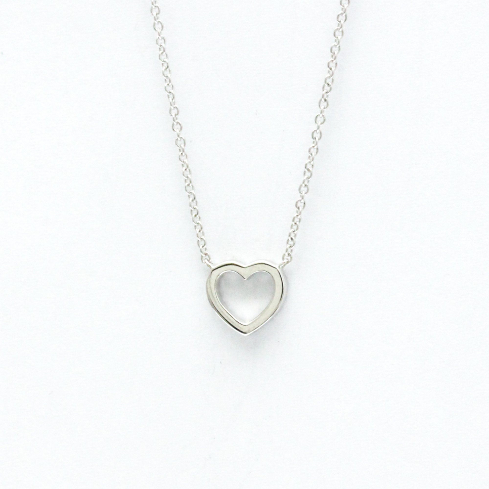 Tiffany Metro Heart Necklace White Gold (18K) Diamond Men,Women Fashion Pendant Necklace (Silver)