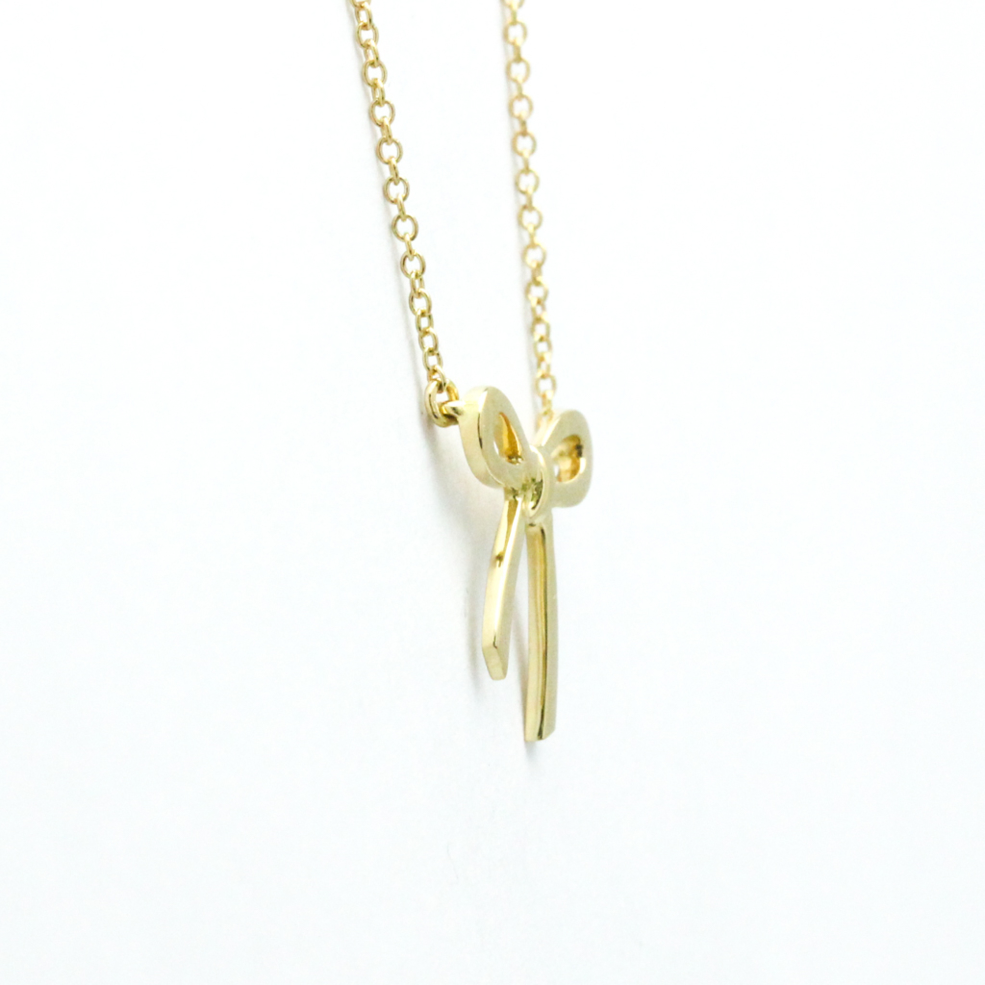 Tiffany Bow Ribbon Necklace Yellow Gold (18K) No Stone Men,Women Fashion Pendant Necklace (Gold)