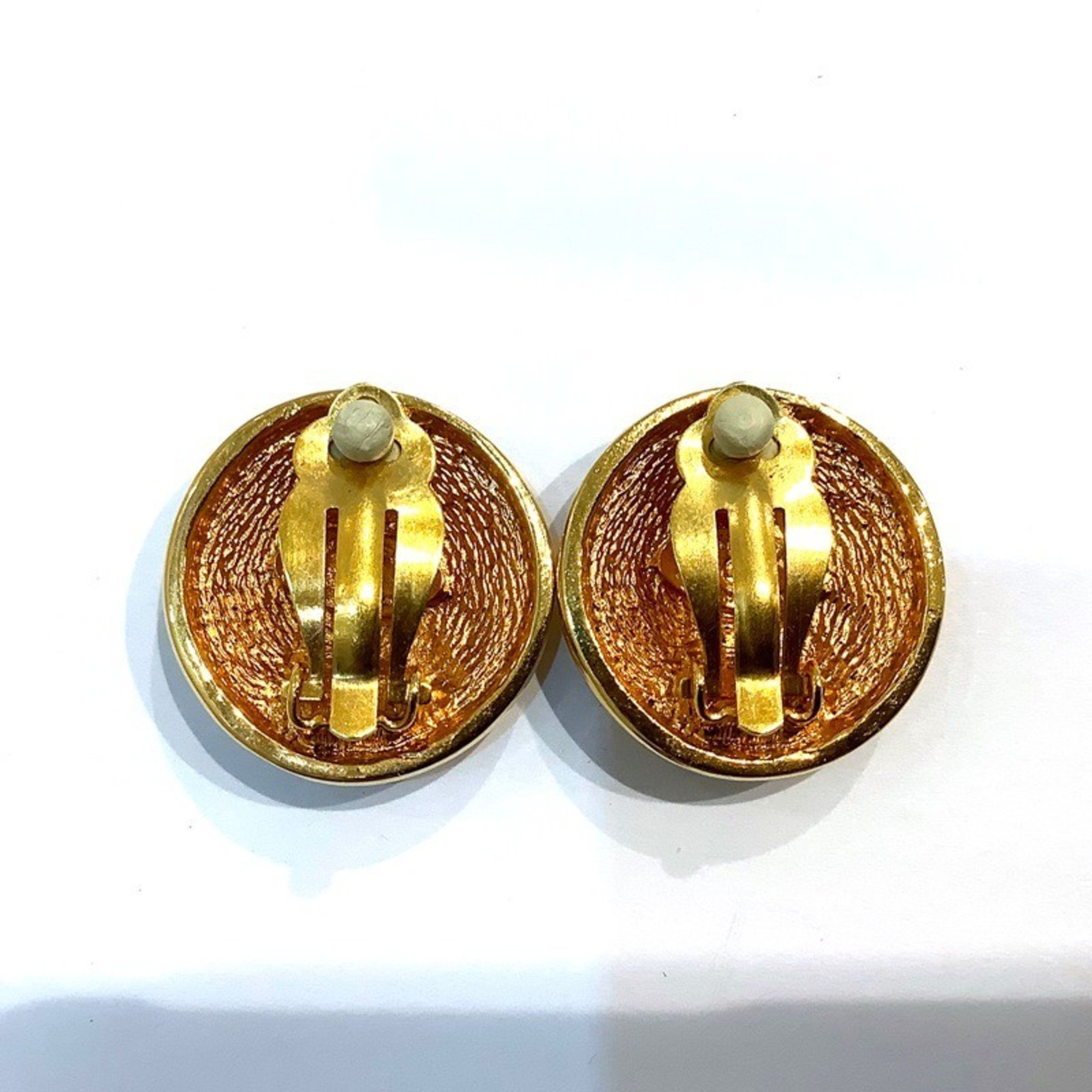 CHANEL Round CC Mark Matelasse GP Earrings Gold Plated KB-9187