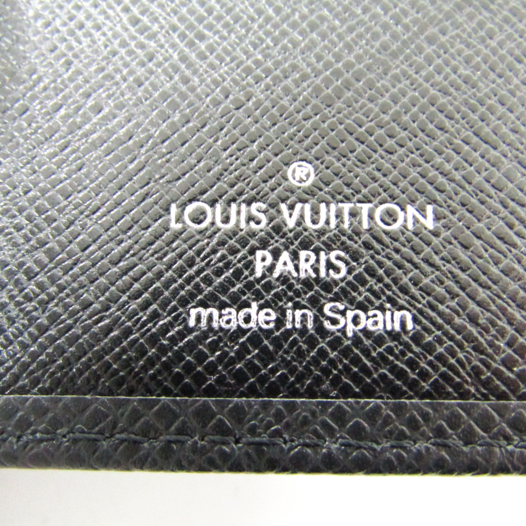 Louis Vuitton Taiga Porte-billets 3 Volets M30422 Men's Taiga Leather Wallet (bi-fold) Ardoise