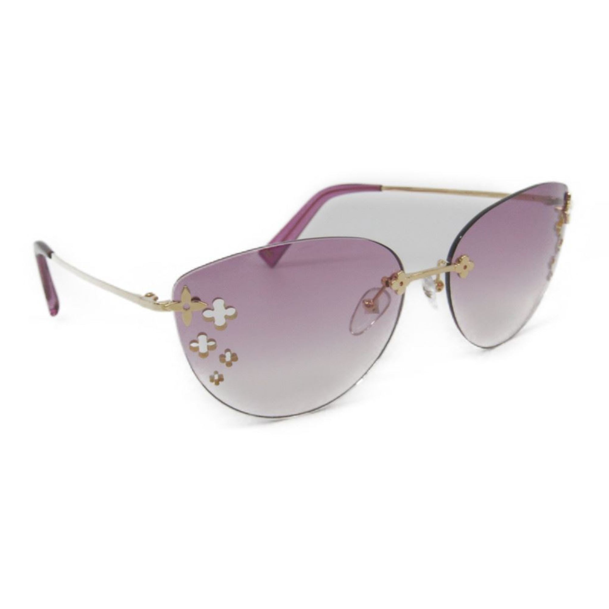 Louis Vuitton Women's Cat Eye Sunglasses Desmayo M96026