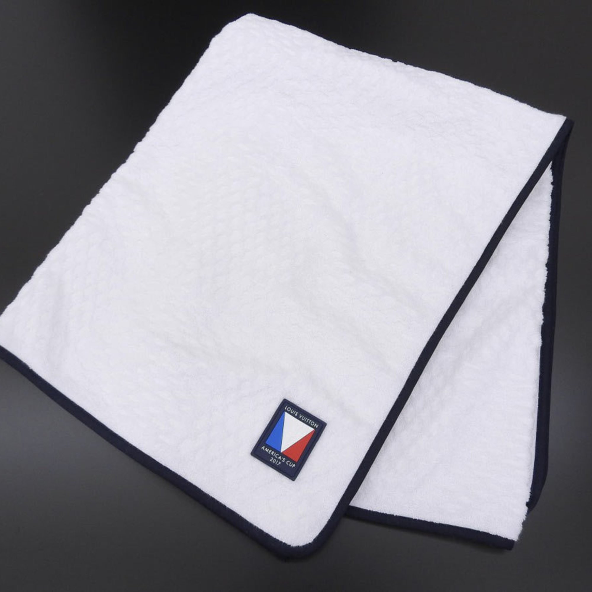 LOUISVUITTON Louis Vuitton 2017 America's Cup Limited Blanket Beach Towel Bath Cotton White 20180724