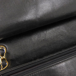 Chanel CHANEL matrasse 25 shoulder bag leather black A01112
