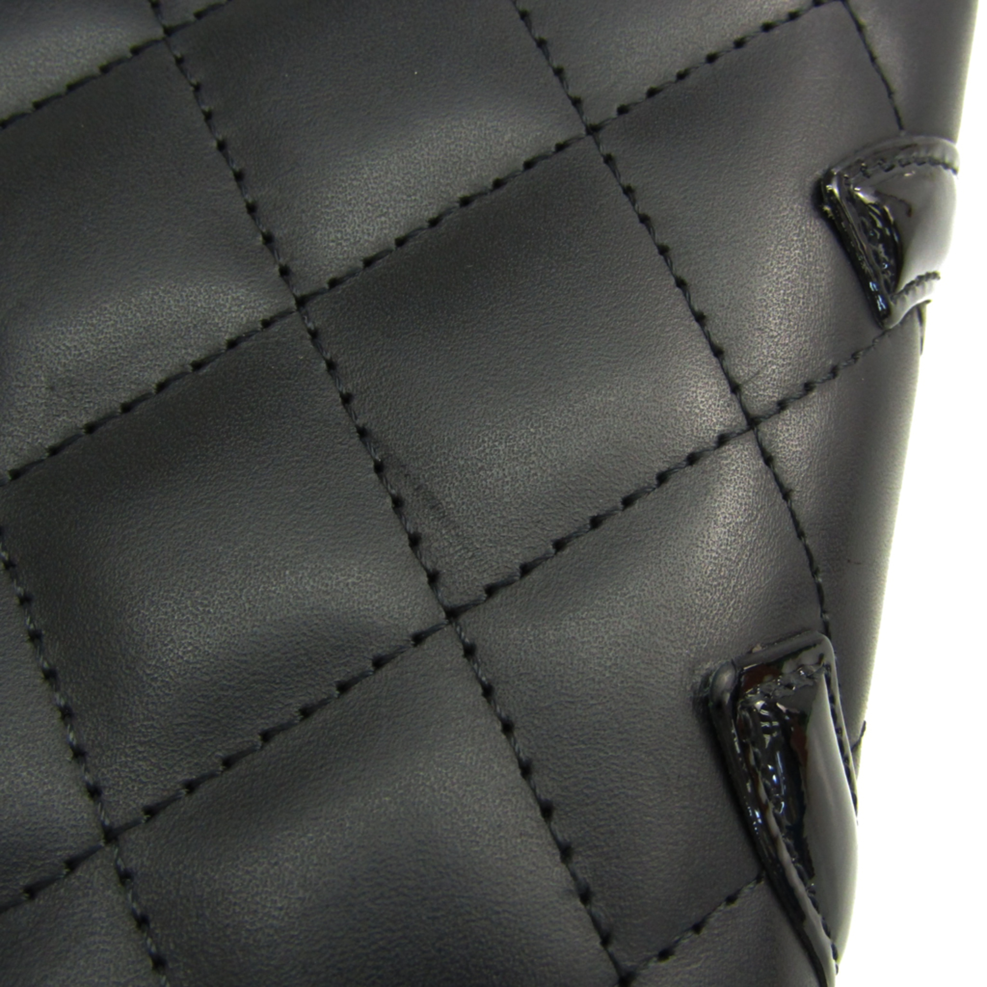 Chanel Cambon A50080 Women's  Enamel Leather Middle Wallet (bi-fold) Black