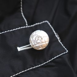Chanel CHANEL 19SS Silk All-in-one Salopette Coco Mark Matrice Button 34 B2-3424