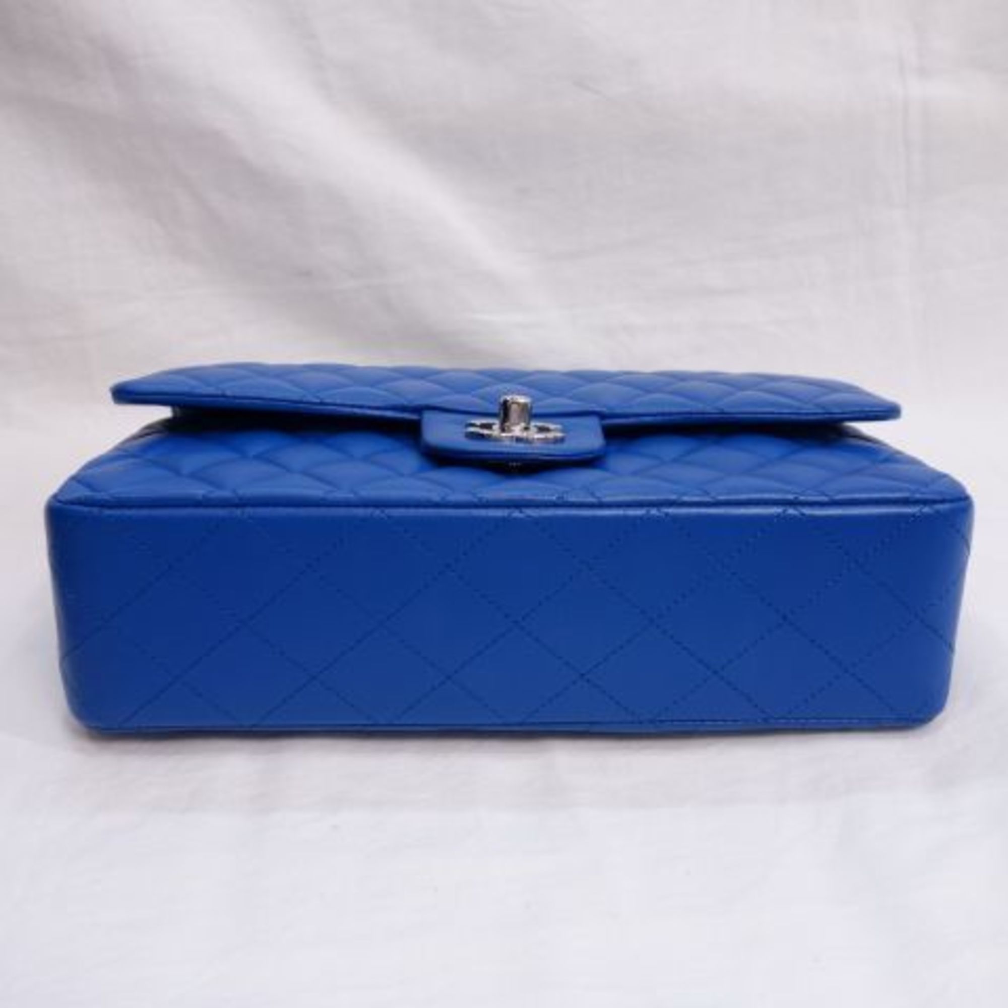 CHANEL Mattelasse blue shoulder bag chain flap R55-17