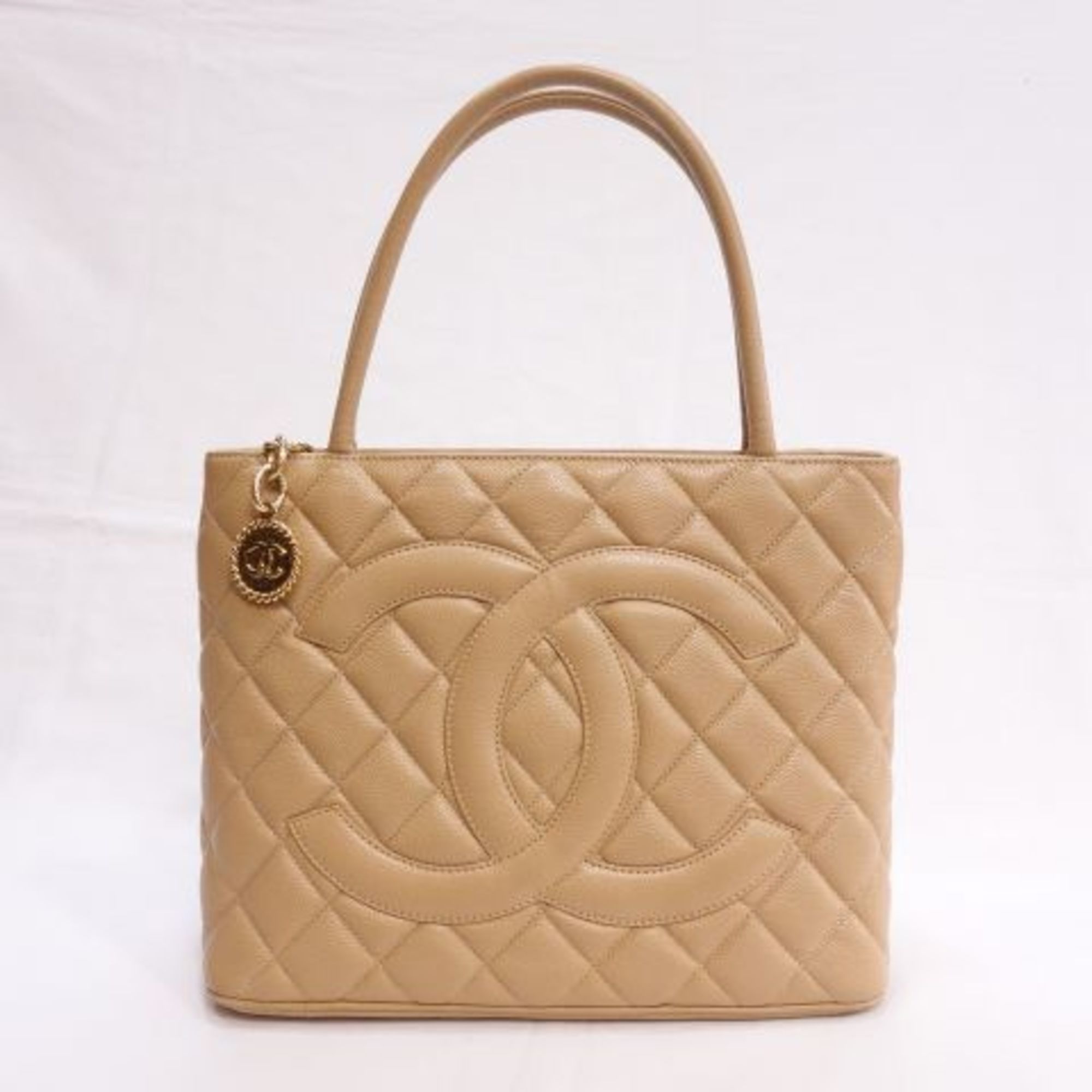 CHANEL Reprint Tote Beige Gold Hardware Ladies Handbag Bag Chanel R226-22