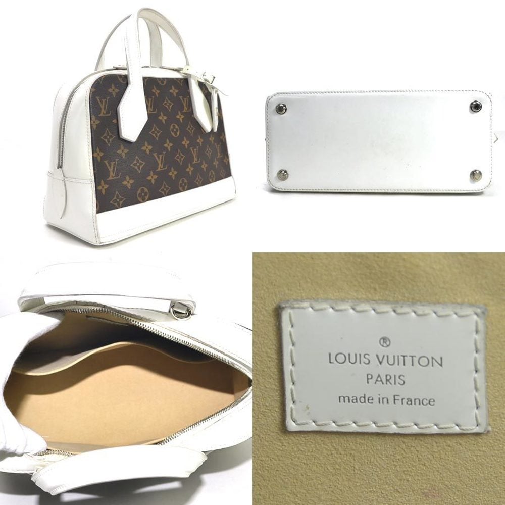 Dora handbag Louis Vuitton White in Plastic - 15024209