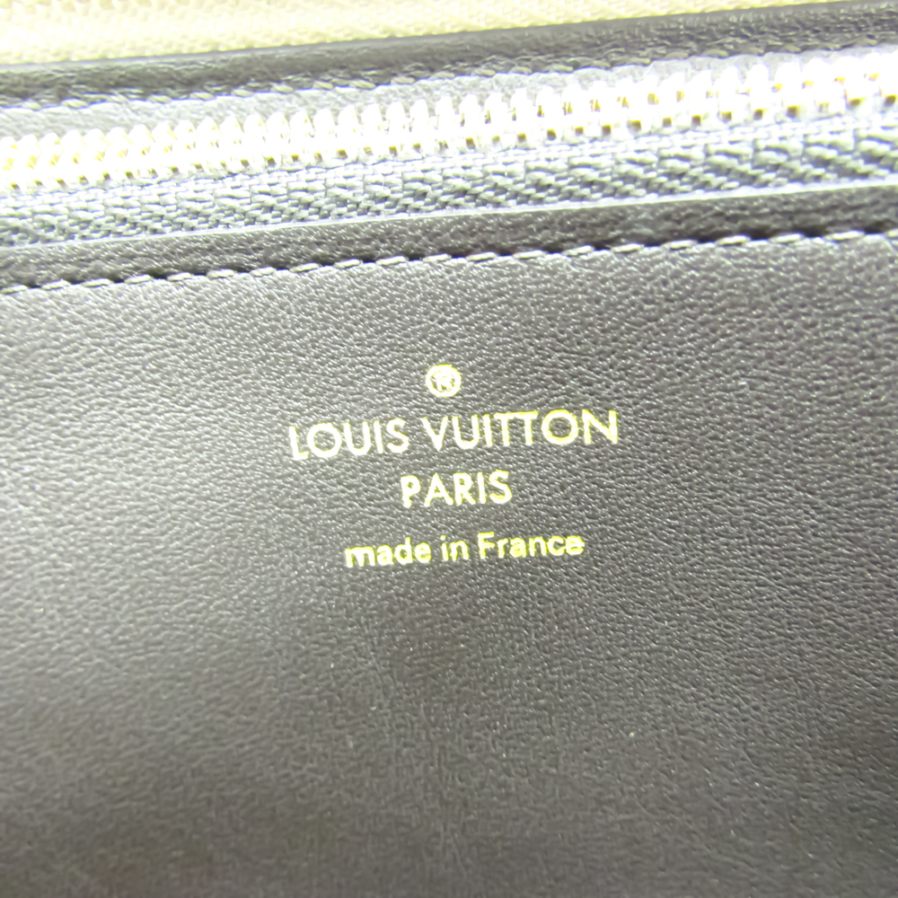 Louis Vuitton Comete Galle Zippy Wallet